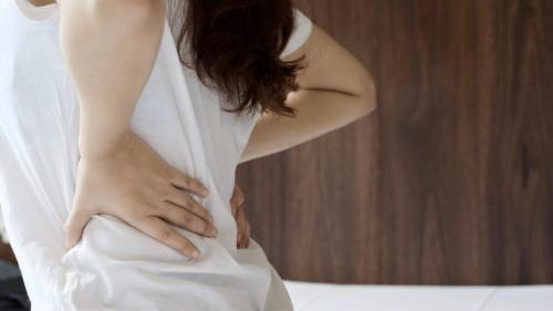 Apteeker: seljavalu kogeb elu jooksul 80% inimestest