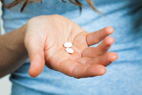Suur valuvaigistite meelespea: apteeker selgitab, kuidas valu õigesti leevendada