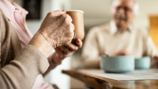 Sage mure: mida teha, kui haigus viib eakalt söögiisu?