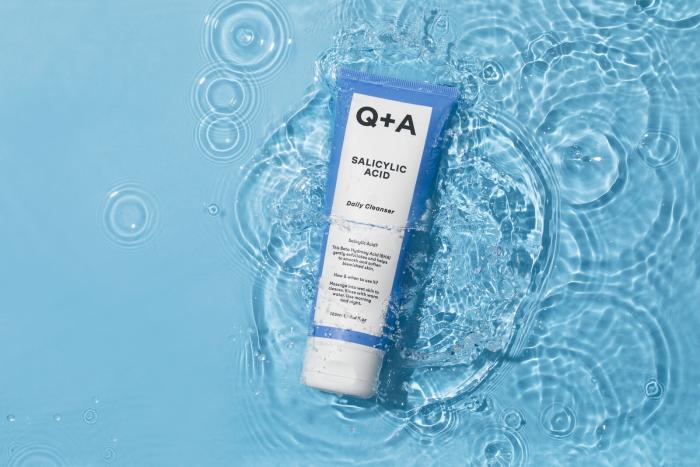 Q+A SALICYLIC ACID NÄOPUHASTUSVAHEND IGAPÄEVANE 125ML