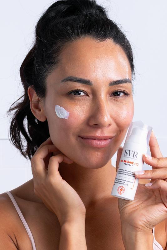 SVR AK SECURE DM PÄIKESEKAITSEVAHEND MITTEMELANOOMSE NAHAVÄHI JA AKTIINILISE KERATOOSI PROFÜLAKTIKAKS SPF50+ 50ML